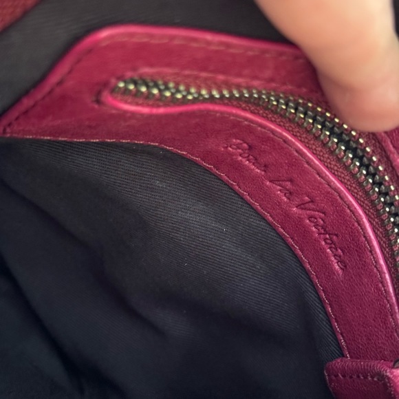 Pour La Victoria round crossbody bag - Picture 7 of 9